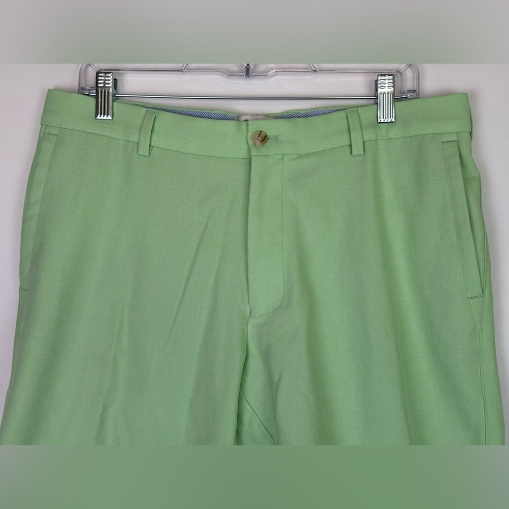 PETER MILLAR Wrightsville Mens 9" Performance Golf Shorts Lime Classic Fit Sz 33 - Picture 2 of 10